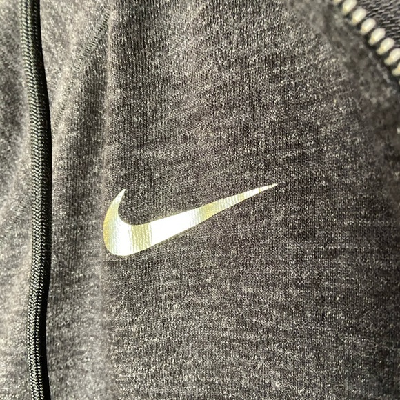 Nike Canada Hockey Zip-up - Picture 3 of 5